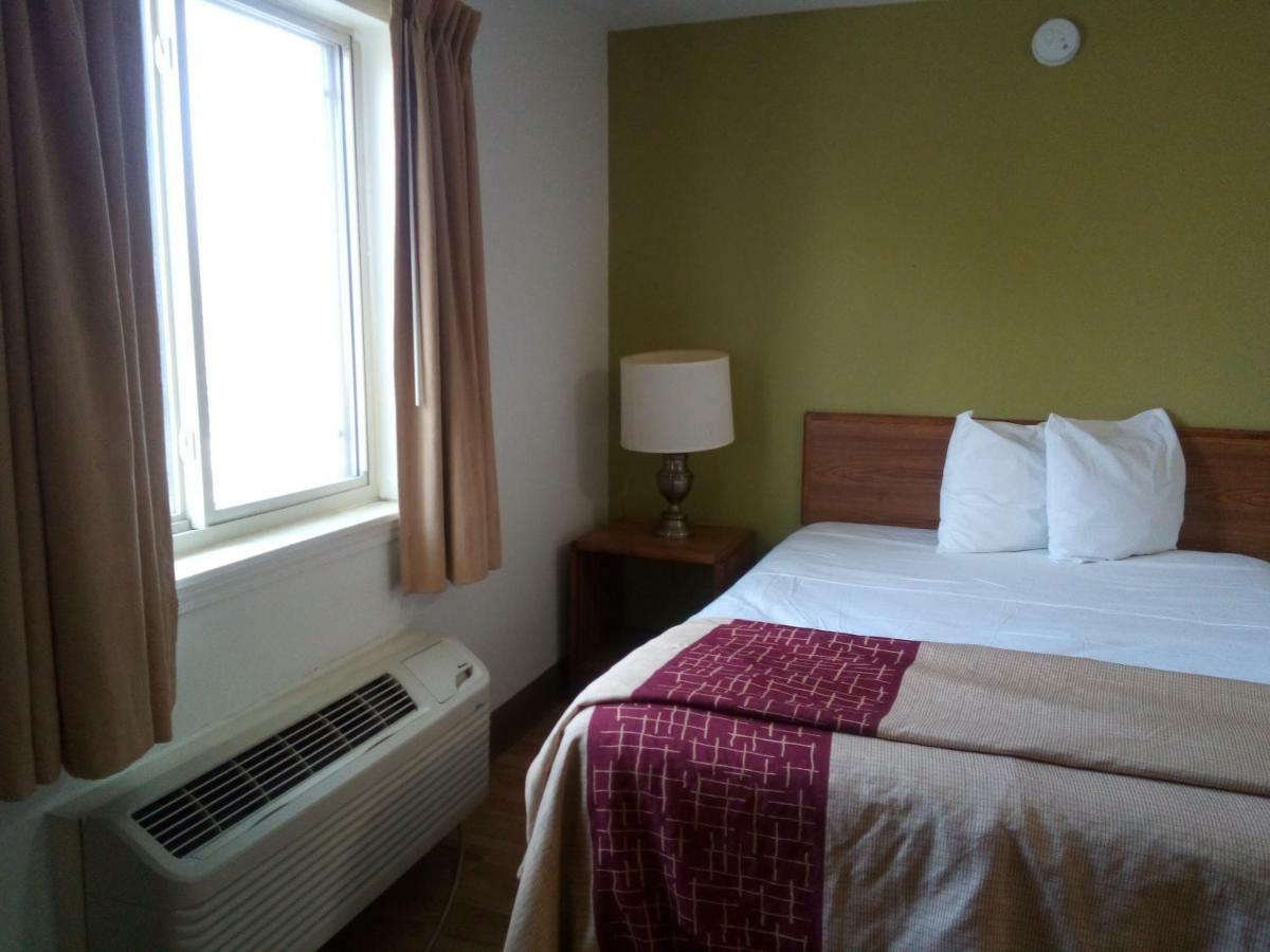 Welcome Suites Hazelwood Extended Stay Hotel Екстериор снимка