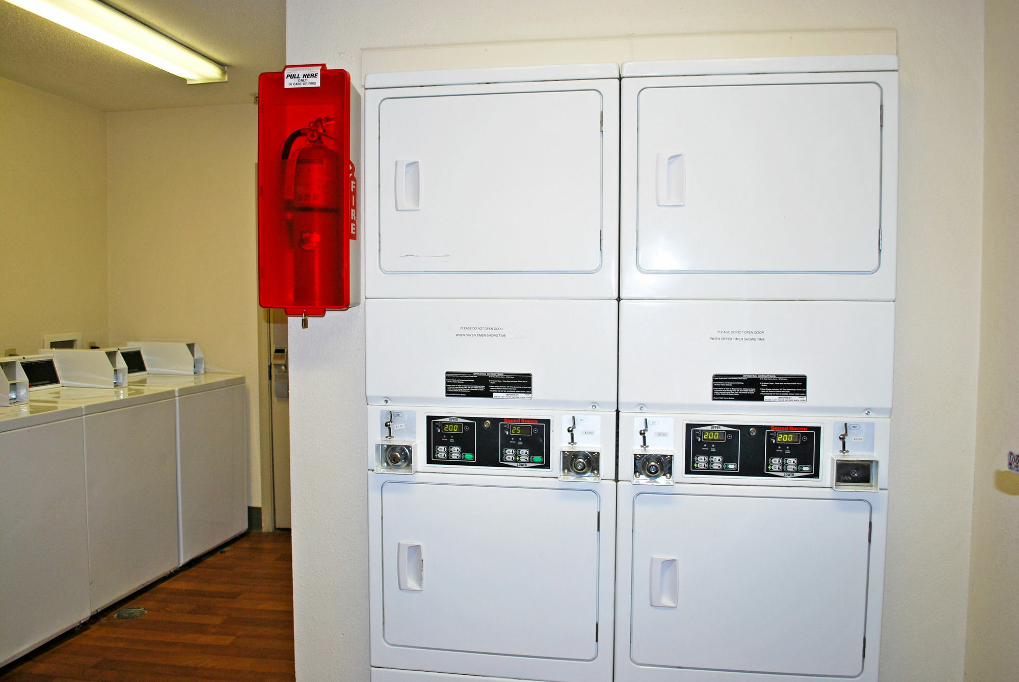 Welcome Suites Hazelwood Extended Stay Hotel Екстериор снимка